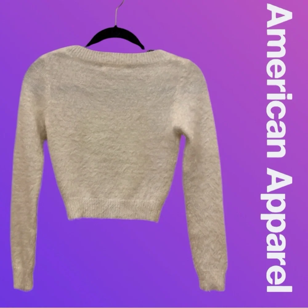 American Apparel fuzzy cropped top - Picture 14 of 14